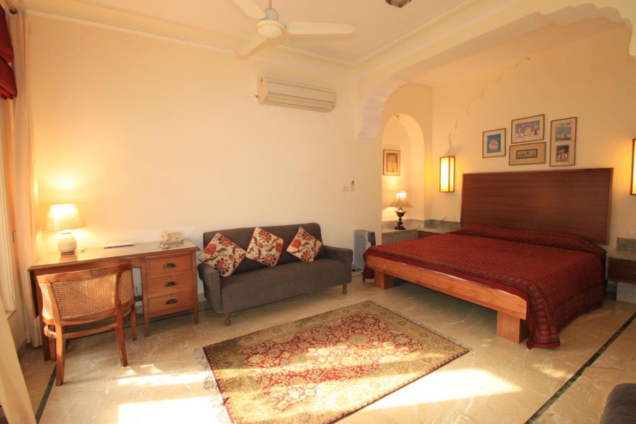 Hotel Meghniwas Джайпур Екстер'єр фото